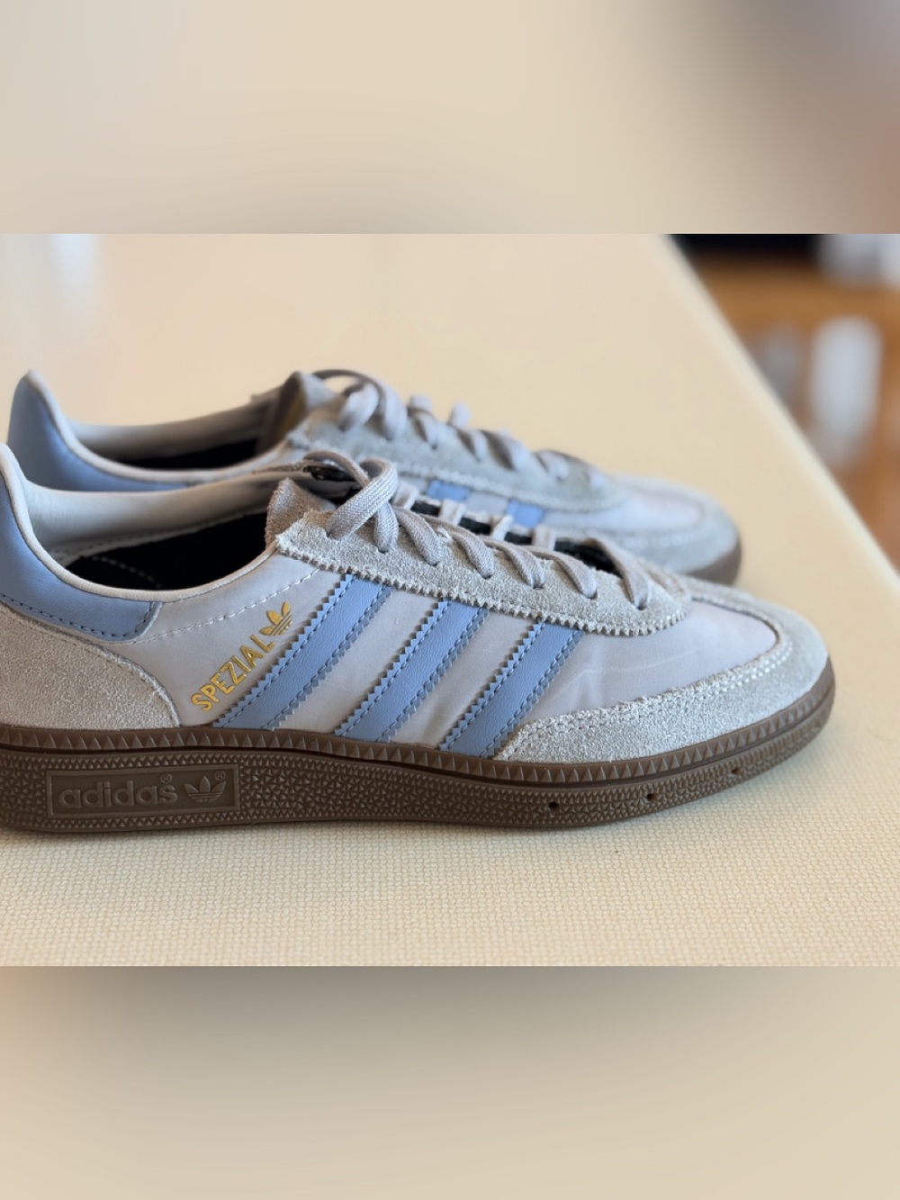 adidas Spezial kids Cream & Light Blue Leather Sneakers with Gold Branding - Picture 5 of 13